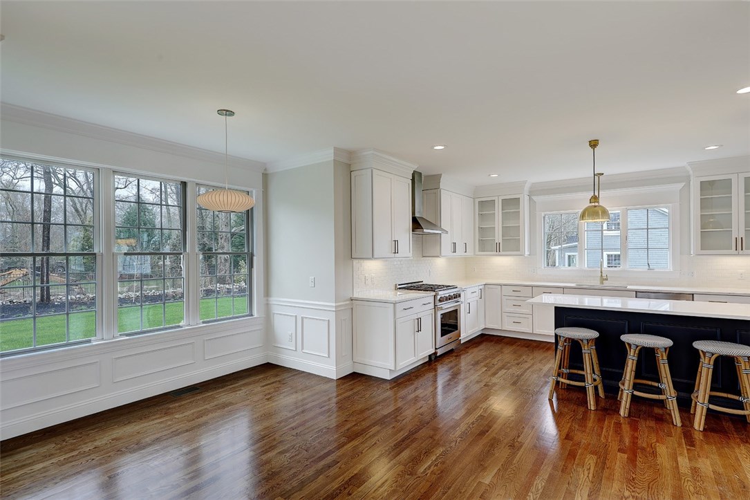 4 Fox Run Road Barrington, RI 02806 - Photo 16 of 22