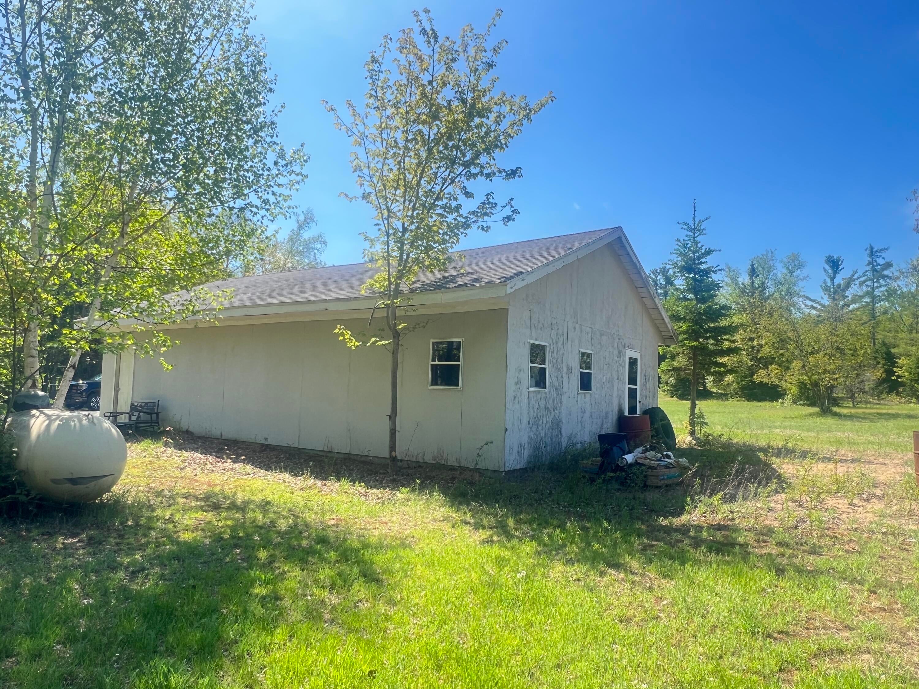 1020 West 20 Mile Road Dafter, MI 49724 - Photo 6 of 33 Gallery Image 6
