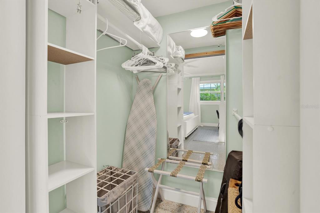 5572 100th Way North St. Petersburg, FL 33708 - Photo 15 of 34