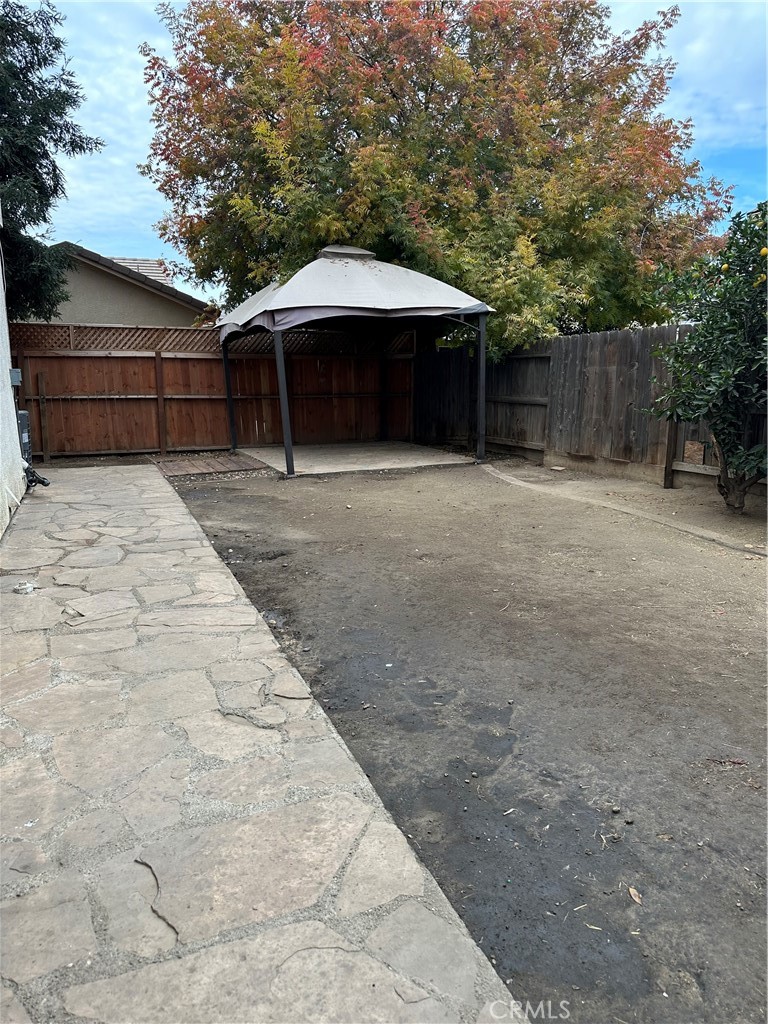 491 Hydrangea Court Merced, CA 95341 - Photo 24 of 25 Backyard
