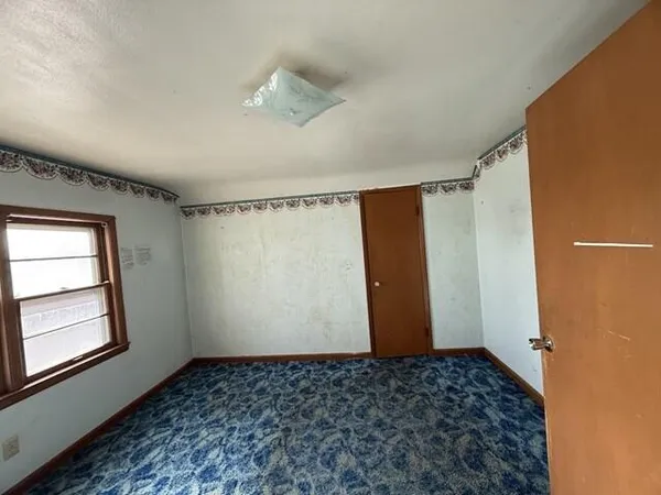 $184,900 | 7518 West Medford Avenue, Milwaukee, WI 53218