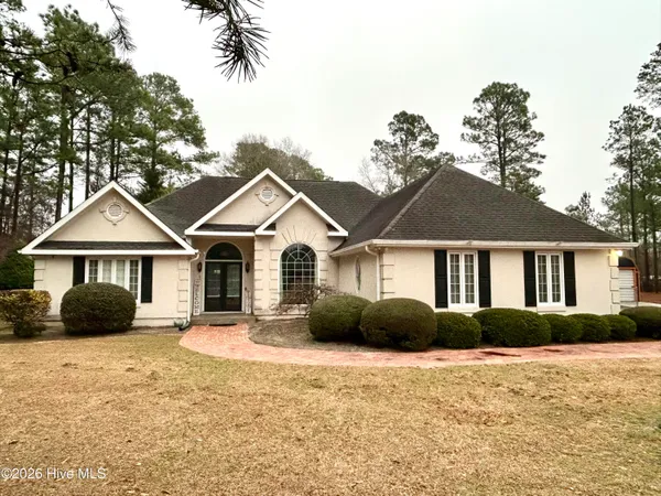 $415,000 | 8061 Inverness Circle, Laurinburg, NC 28352