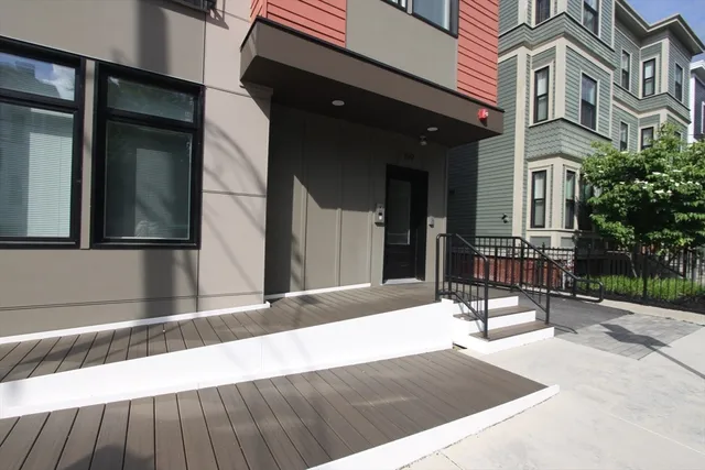 $4,500 | 159 Allston Street, Unit 3, Cambridge, MA 02139