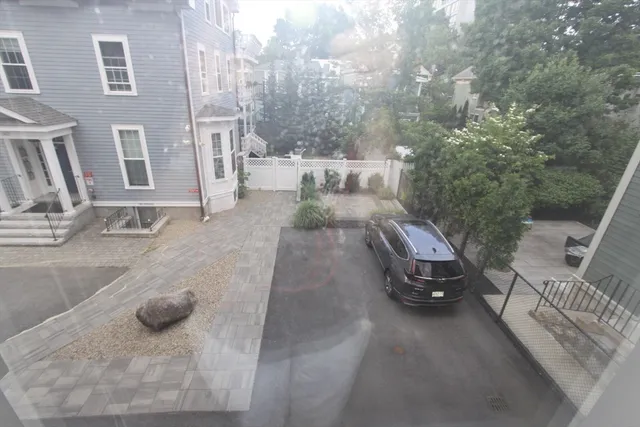 $4,500 | 159 Allston Street, Unit 3, Cambridge, MA 02139