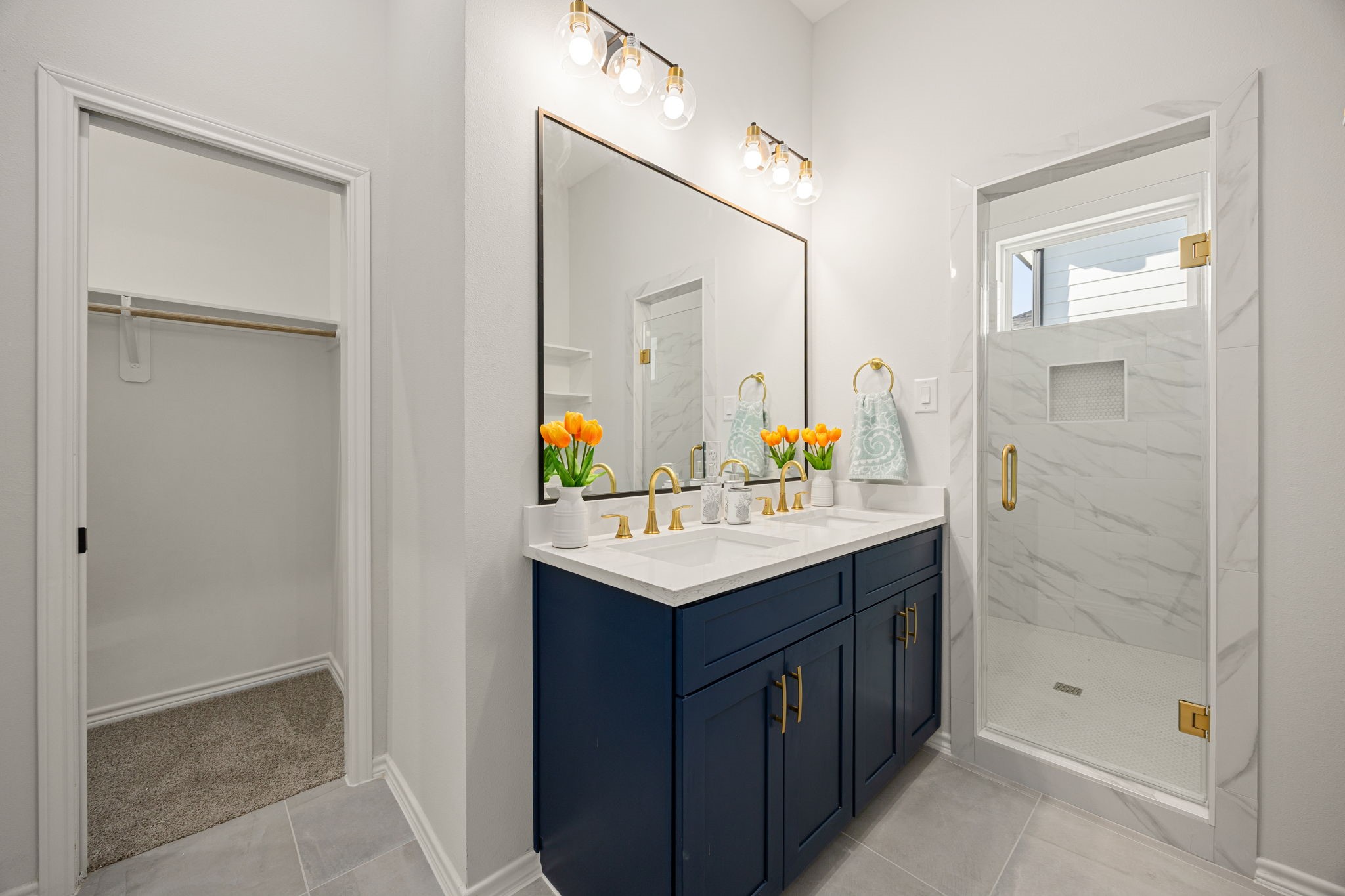 2720 Spence Street Houston, TX 77093 - Photo 25 of 50 a bathroom with a sink a toilet and shower