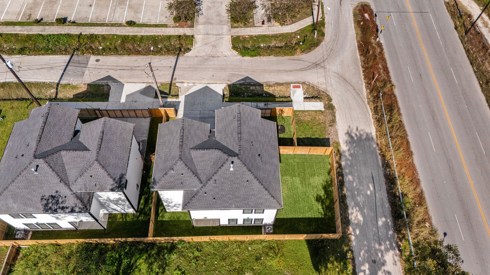 2720 Spence Street Houston, TX 77093 - Photo 43 of 50 an aerial view of houses with outdoor space