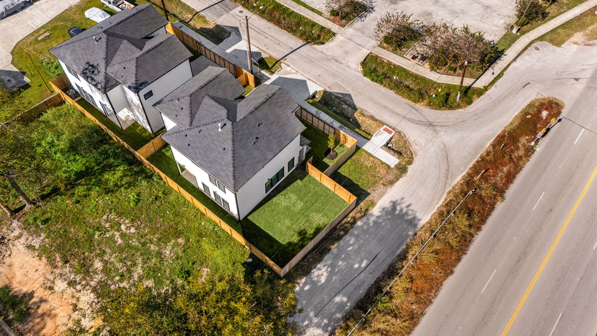 2720 Spence Street Houston, TX 77093 - Photo 47 of 50 an aerial view of a house