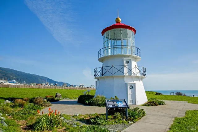 $40,000 | 86 Steelhead Court, Whitethorn, CA 95589