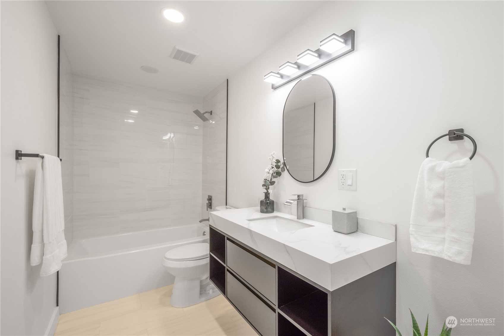 732 204th Street Southeast Bothell, WA 98012 - Photo 13 of 25