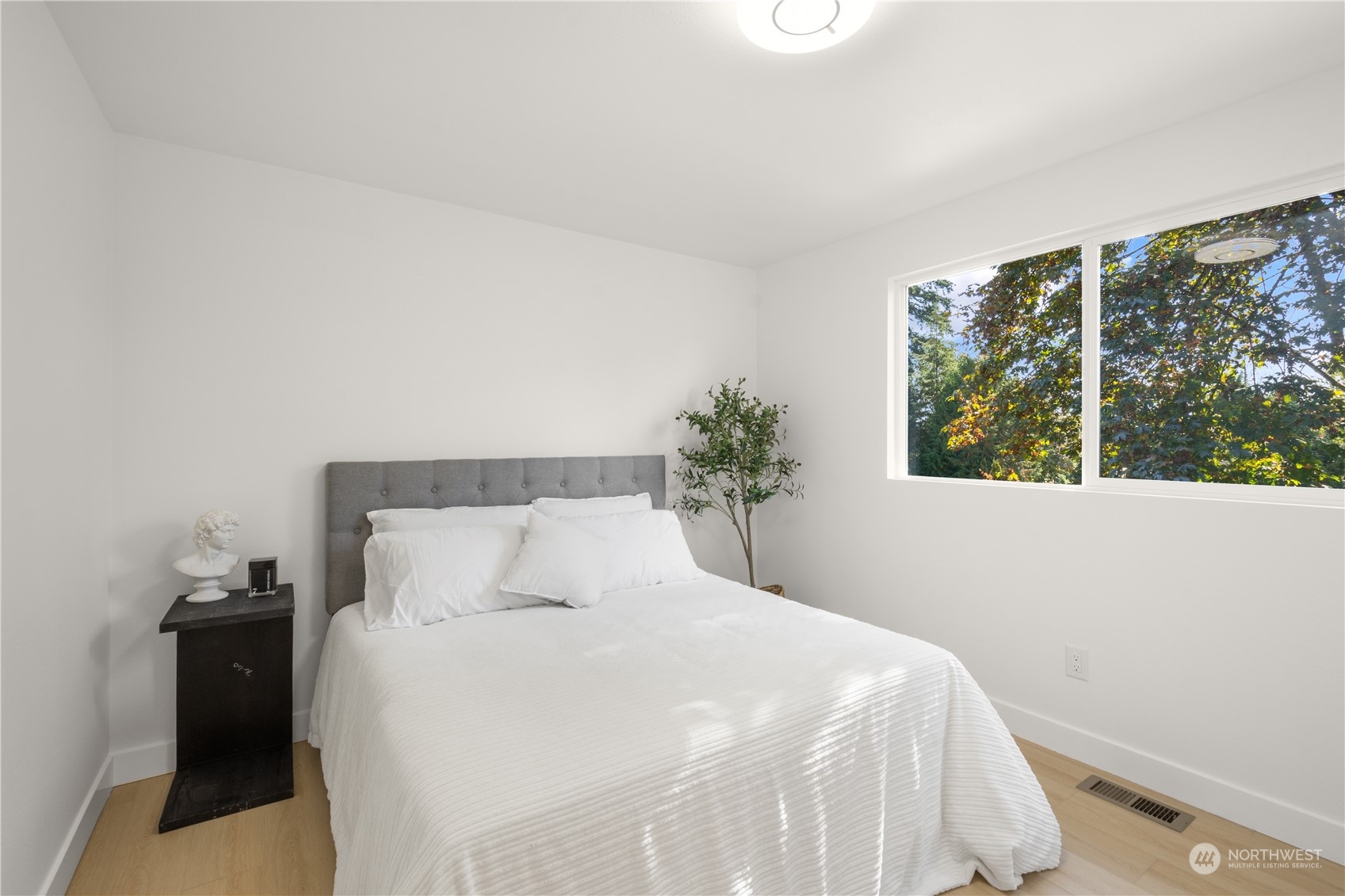 732 204th Street Southeast Bothell, WA 98012 - Photo 15 of 25