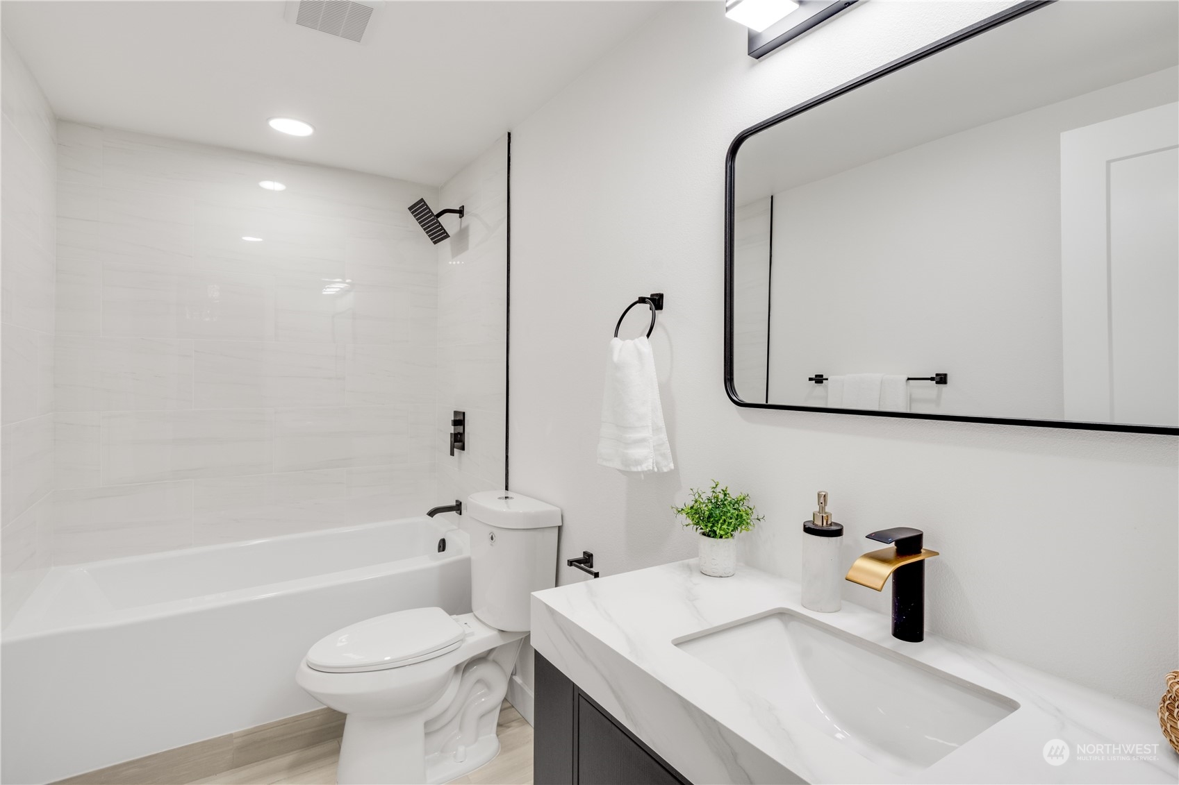 732 204th Street Southeast Bothell, WA 98012 - Photo 16 of 25