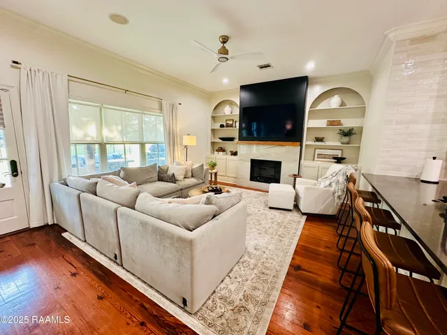 $574,500 | 5935 Camellia Place, Lake Charles, LA 70605