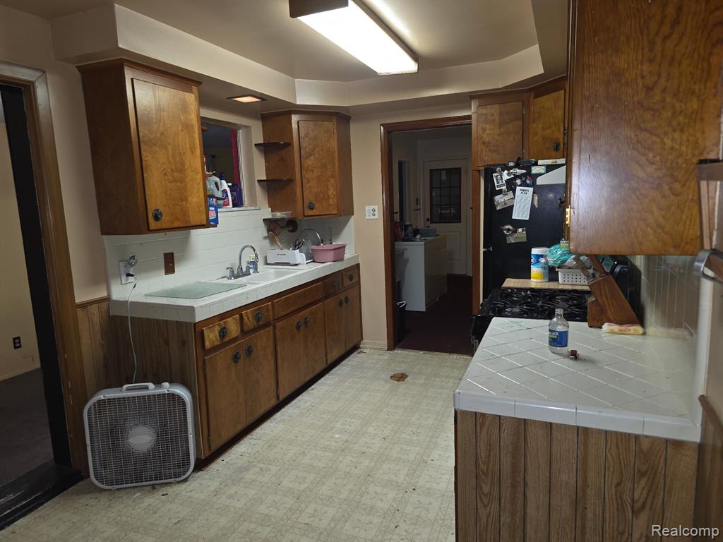 4656 Toepfer Road Warren, MI 48091 - Photo 8 of 10