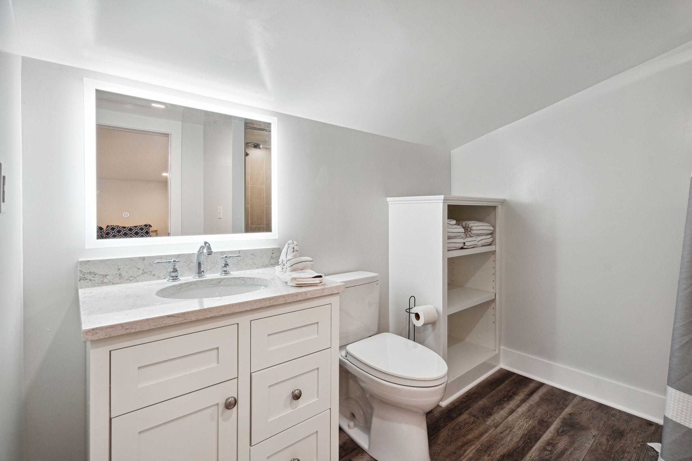 239 Coinbow Circle Mount Pleasant, SC 29464 - Photo 17 of 42 Apartment Full Bath