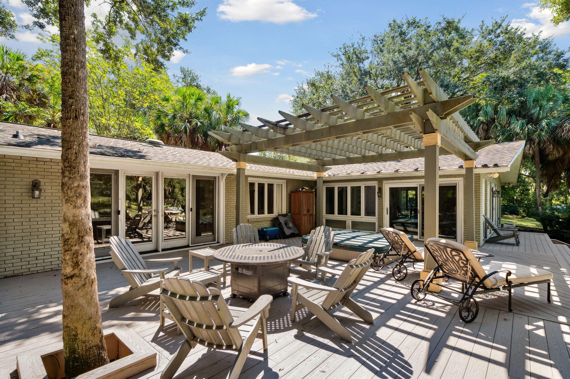 239 Coinbow Circle Mount Pleasant, SC 29464 - Photo 34 of 42 Large Deck