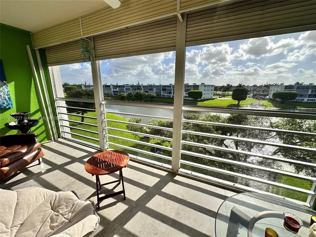 $1,900 | 4029 Hythe B, Unit 4029, Boca Raton, FL 33434