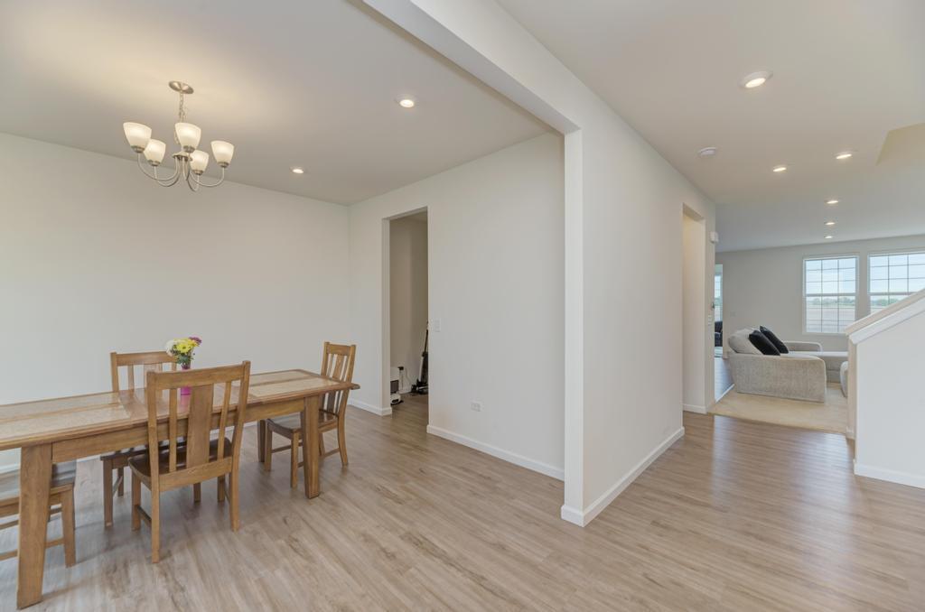 23458 West Lansdowne Road Plainfield, IL 60585 - Photo 4 of 50