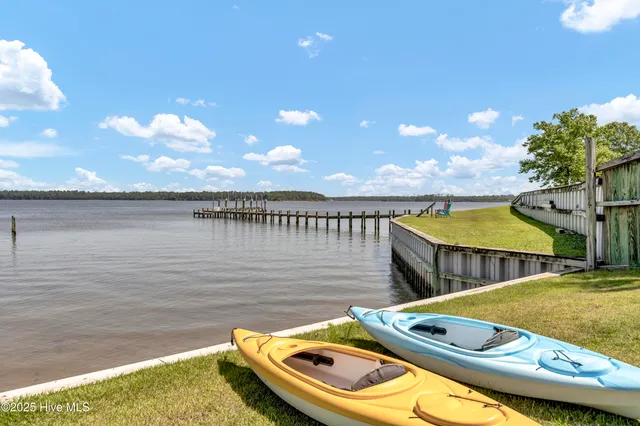 $1,850 | 515 Poverty Point Road, Unit A, Sneads Ferry, NC 28460