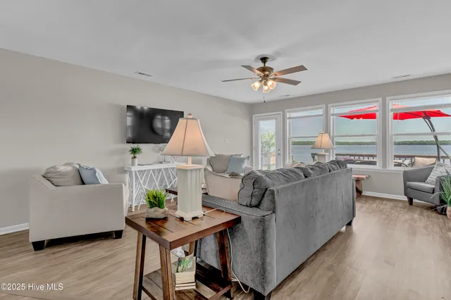 $1,850 | 515 Poverty Point Road, Unit A, Sneads Ferry, NC 28460