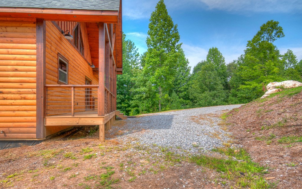 57 Devin Drive Murphy, NC 28906 - Photo 31 of 36 a view of a backyard with plants