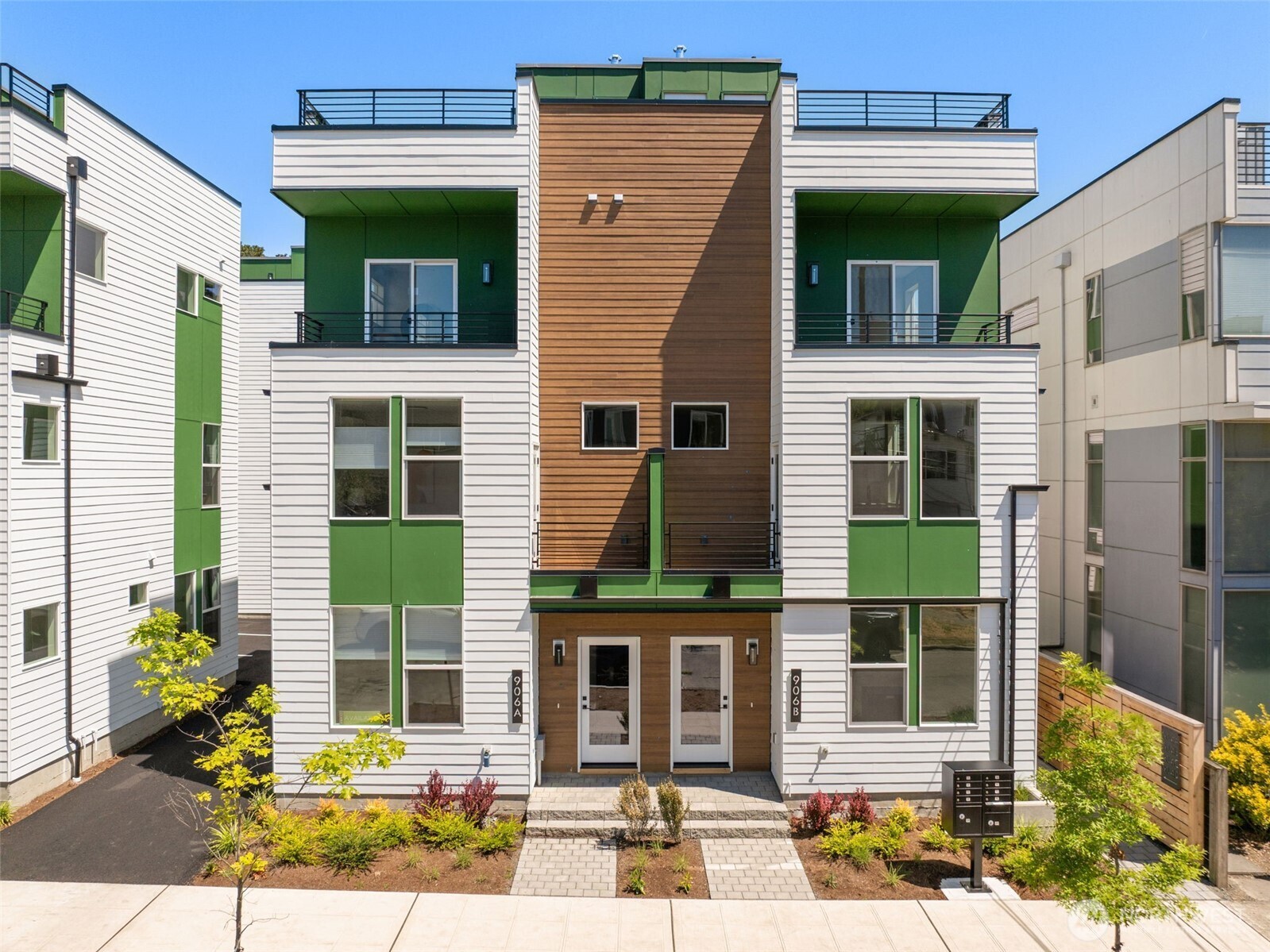 2805 South Charles Street Seattle, WA 98144 - Photo 1 of 29