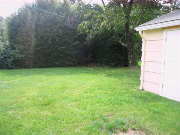 403 Goldthwaite Road Northbridge, MA 01588 - Photo 11 of 11