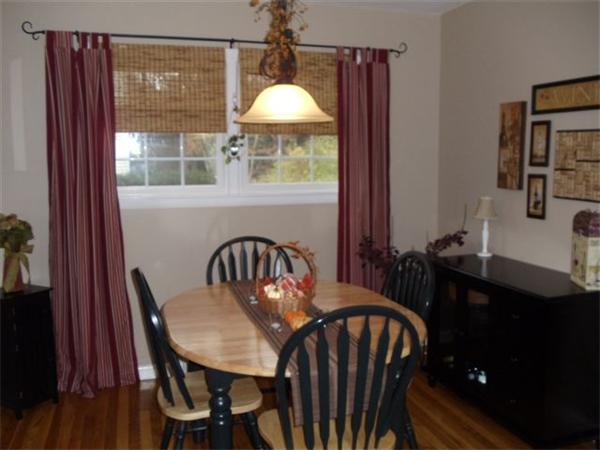 403 Goldthwaite Road Northbridge, MA 01588 - Photo 3 of 11