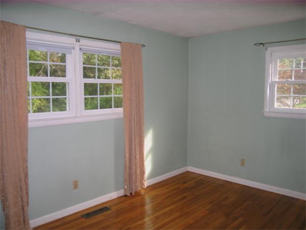 403 Goldthwaite Road Northbridge, MA 01588 - Photo 9 of 11