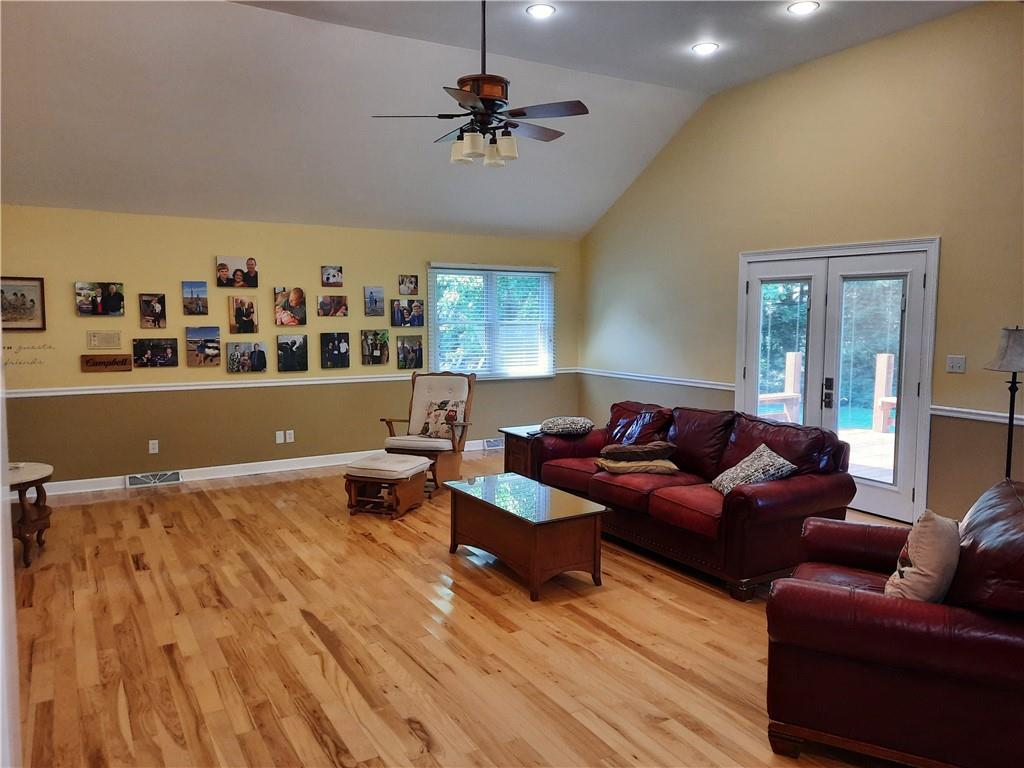 8830 Winding Ridge Road Indianapolis, IN 46217 - Photo 5 of 21 Gallery Image 5