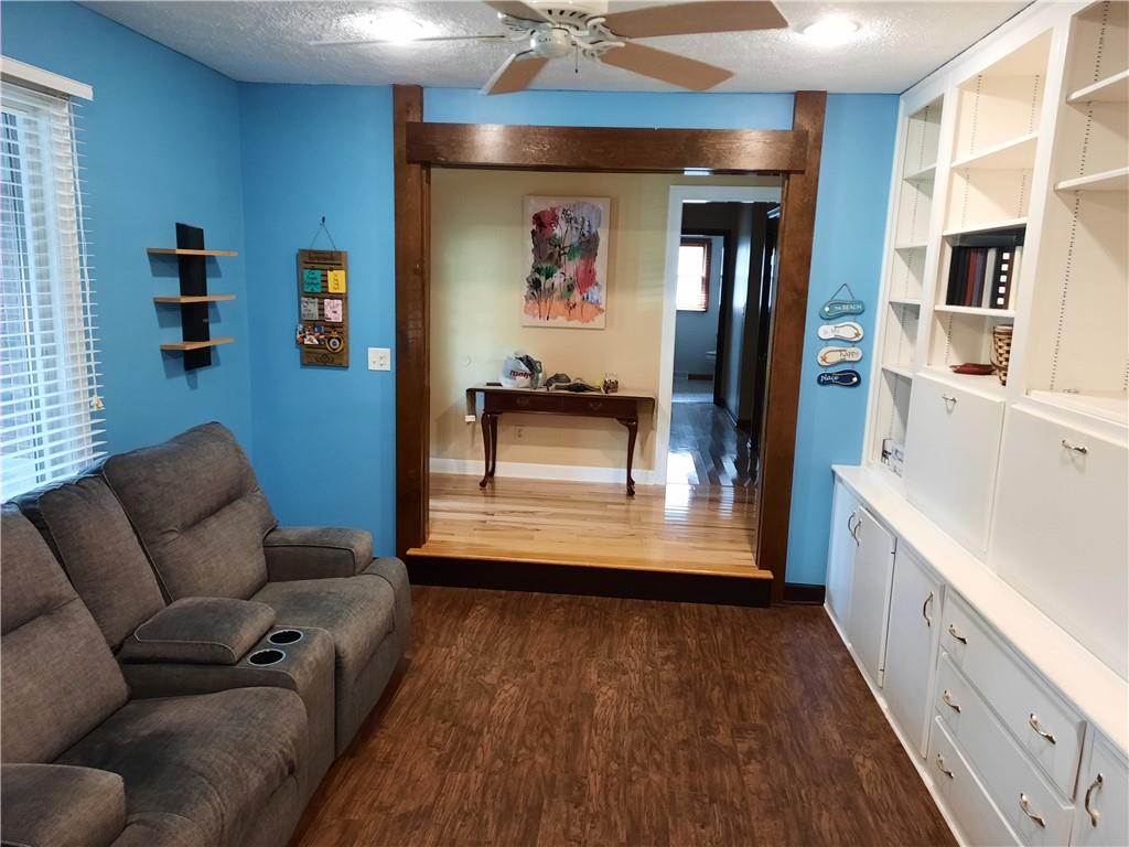 8830 Winding Ridge Road Indianapolis, IN 46217 - Photo 10 of 21 Gallery Image 10