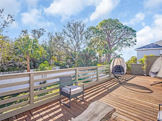 $649,900 | 1907 Gulf Beach Boulevard, Tarpon Springs, FL 34689