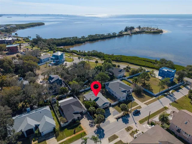 $649,900 | 1907 Gulf Beach Boulevard, Tarpon Springs, FL 34689