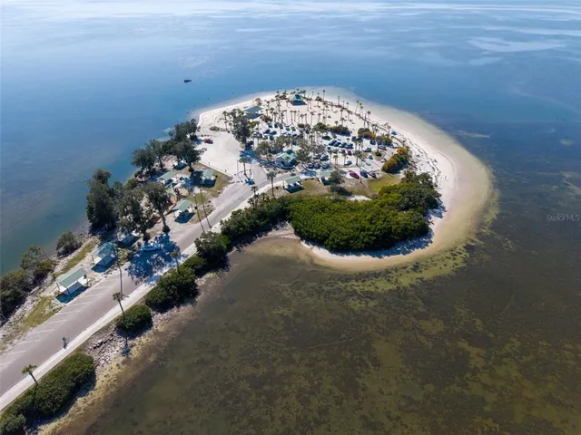 $649,900 | 1907 Gulf Beach Boulevard, Tarpon Springs, FL 34689