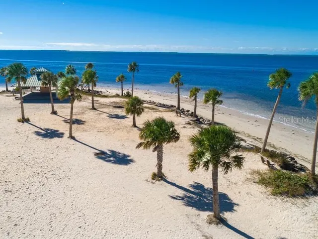 $649,900 | 1907 Gulf Beach Boulevard, Tarpon Springs, FL 34689