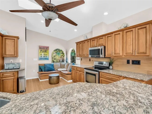 $649,900 | 1907 Gulf Beach Boulevard, Tarpon Springs, FL 34689