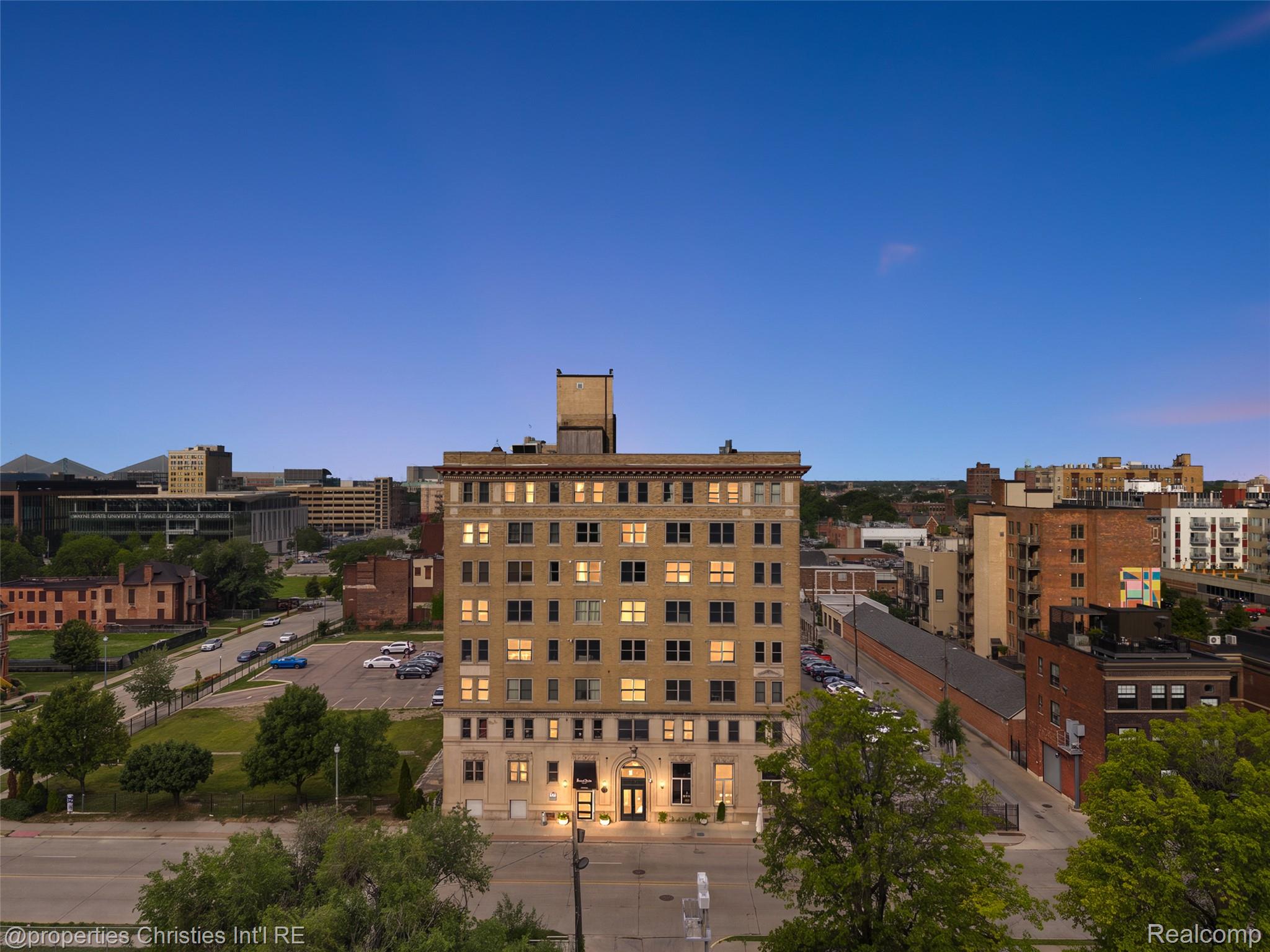 2915 John R Street, Unit 710 Detroit, MI 48201 - Photo 1 of 35 2915 John R Unit 710-1.jpg