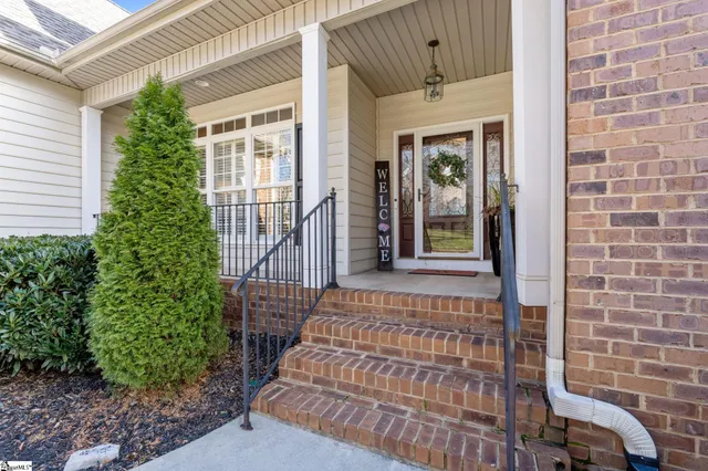 $665,000 | 409 Kilgore Farms Circle, Simpsonville, SC 29681