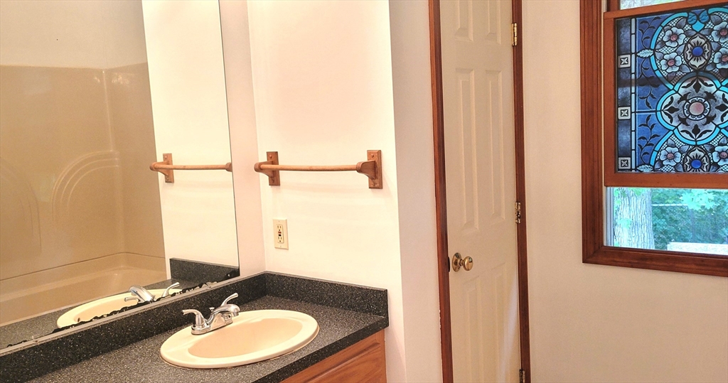 8 Harvard Street Whitman, MA 02382 - Photo 6 of 27