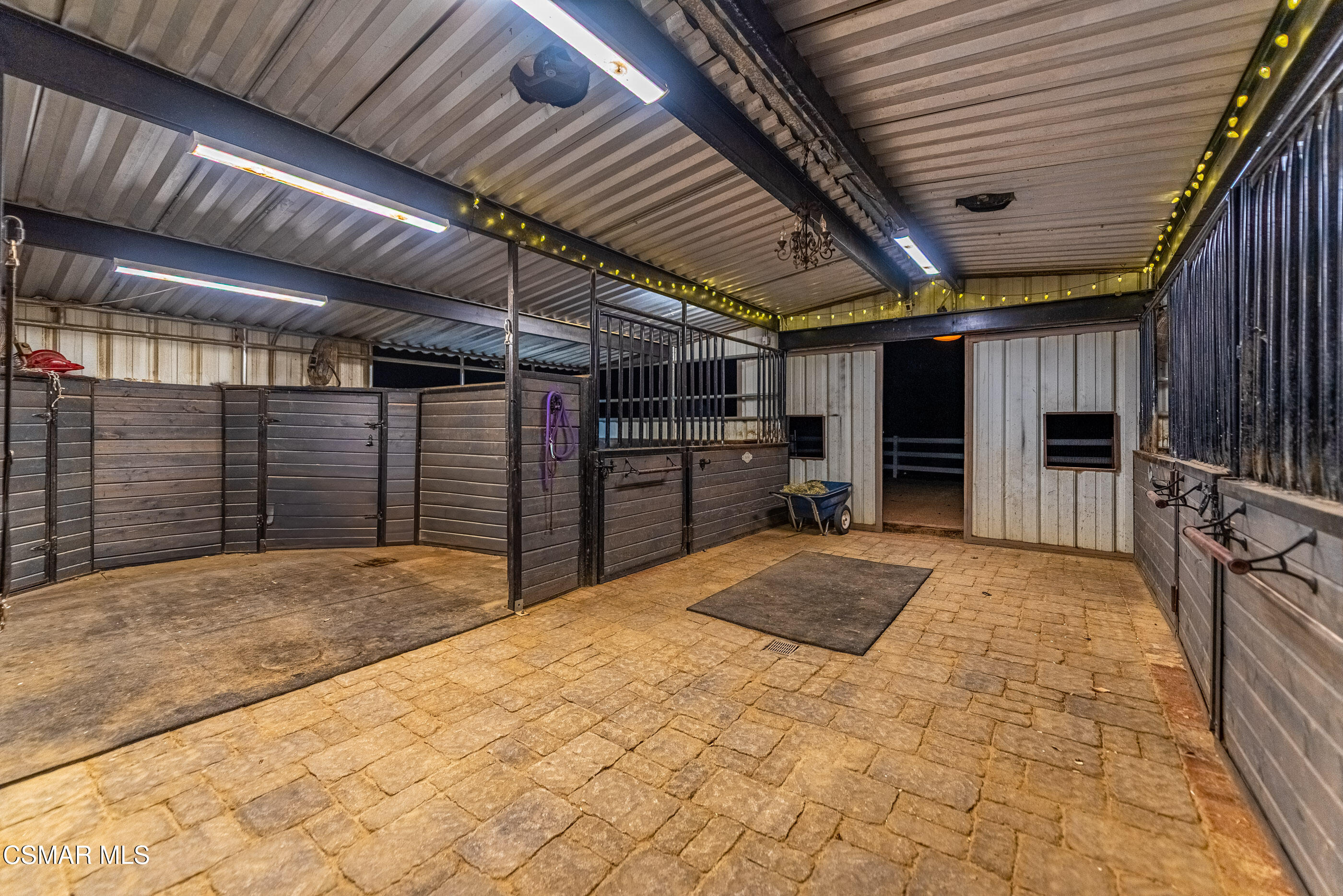 6144 Chesebro Road Agoura Hills, CA 91301 - Photo 54 of 73 6144 Chesebro Rd Agoura Hills-297