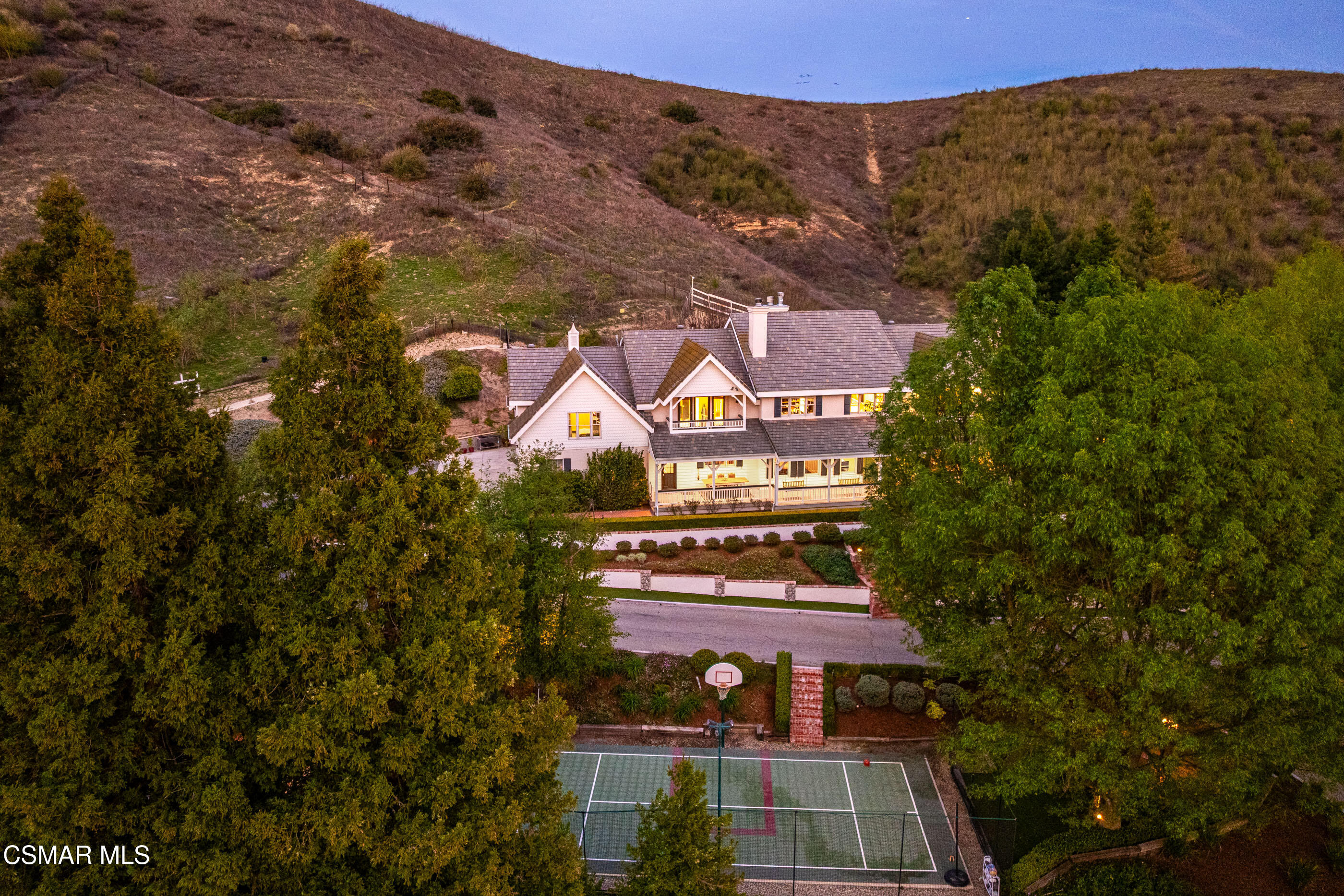 6144 Chesebro Road Agoura Hills, CA 91301 - Photo 6 of 73 6144 Chesebro Rd Agoura Hills-227