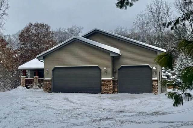 $864,900 | 1178 56th Street, Hudson, WI 54016