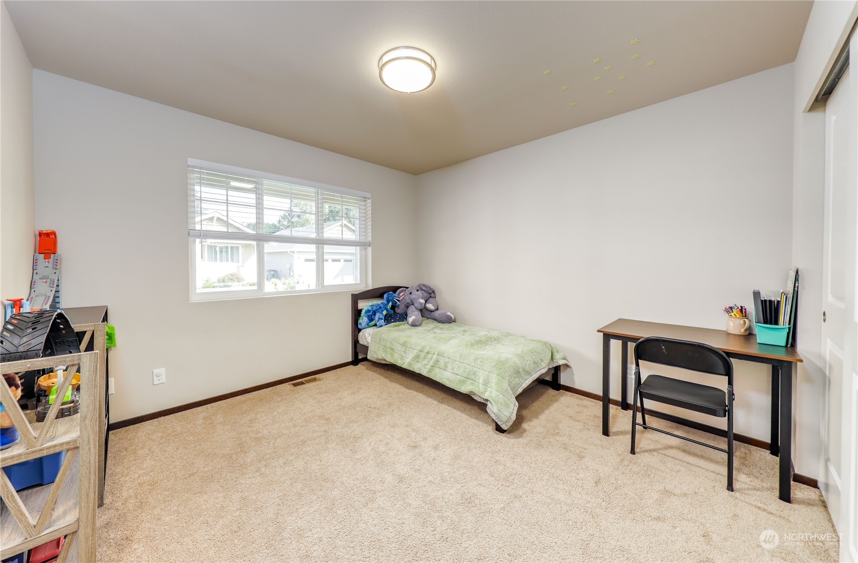 3537 Springbrook Lane Bremerton, WA 98310 - Photo 8 of 40 Gallery Image 8