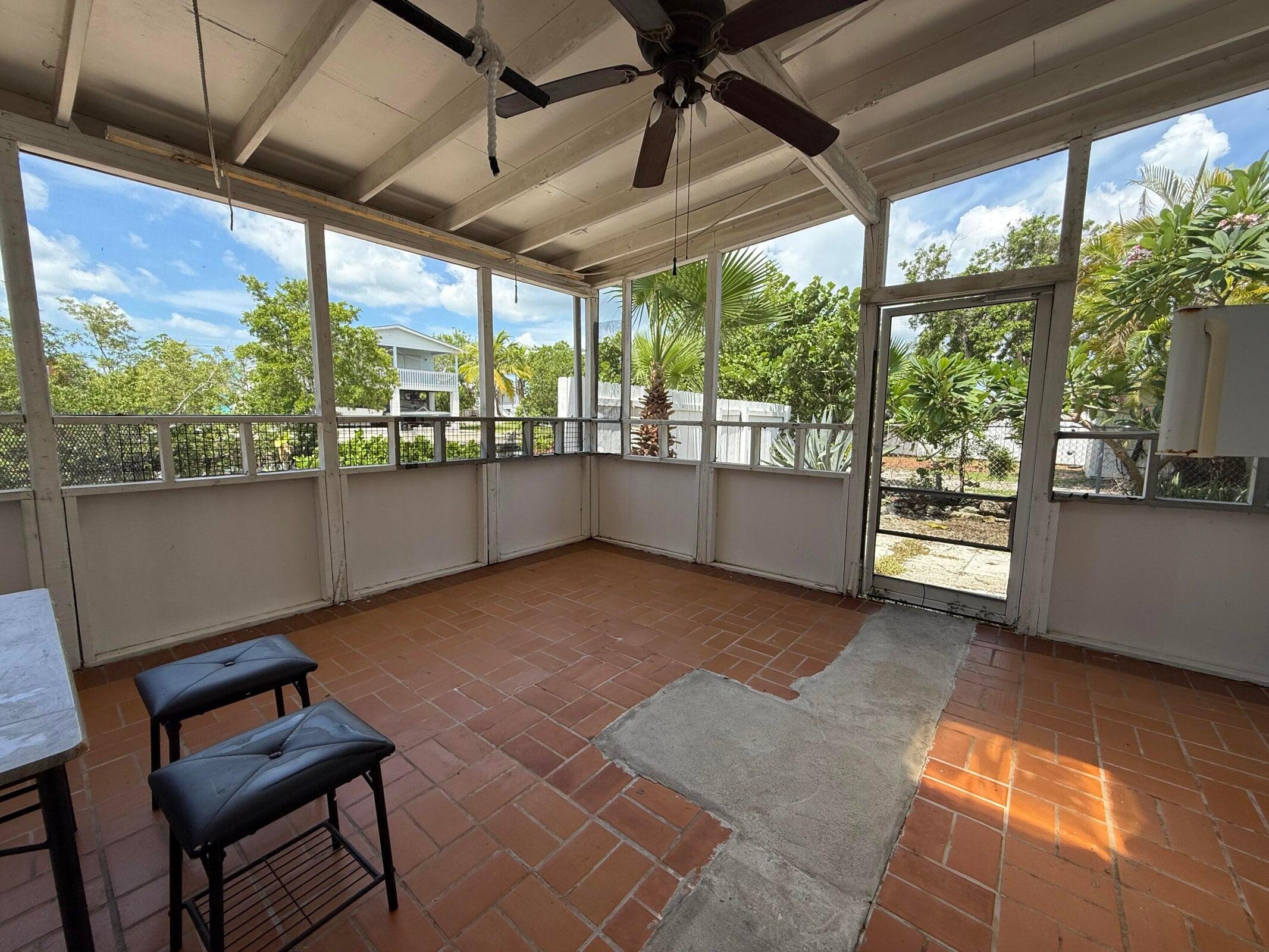 3962-3964 No Name Road Big Pine Key, FL 33043 - Photo 14 of 18 Screened Patio