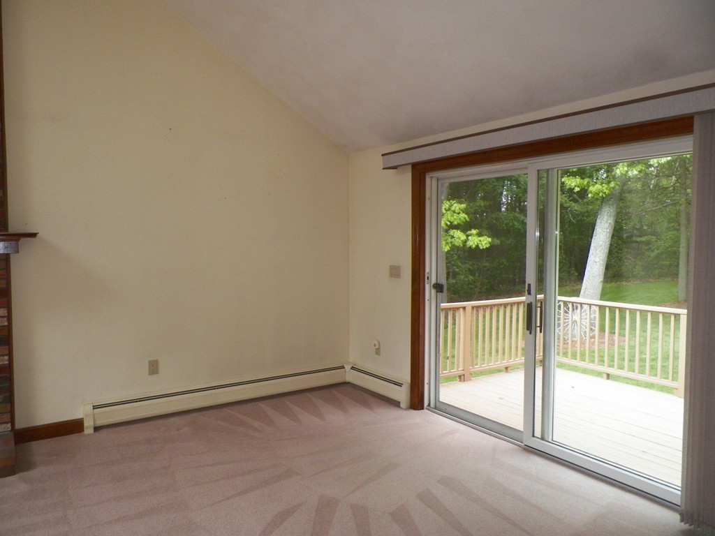 9 Colonial Drive Billerica, MA 01821 - Photo 8 of 30