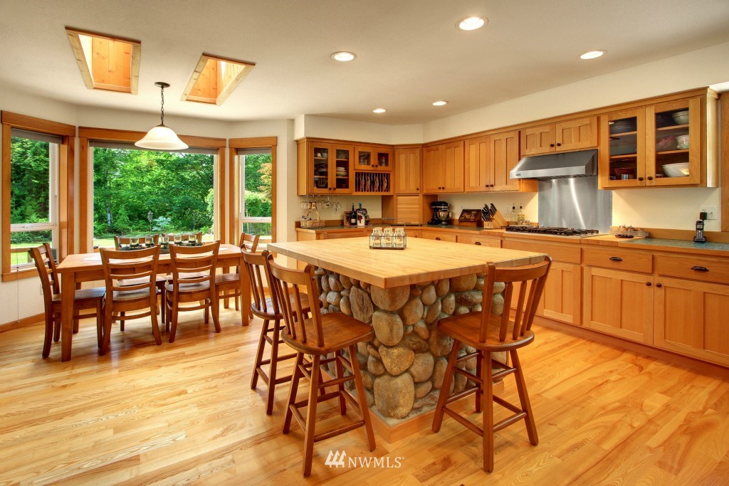 40720 May Creek Road Gold Bar, WA 98251 - Photo 6 of 24 Gallery Image 6