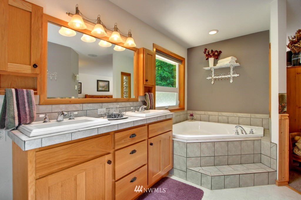 40720 May Creek Road Gold Bar, WA 98251 - Photo 9 of 24 Gallery Image 9