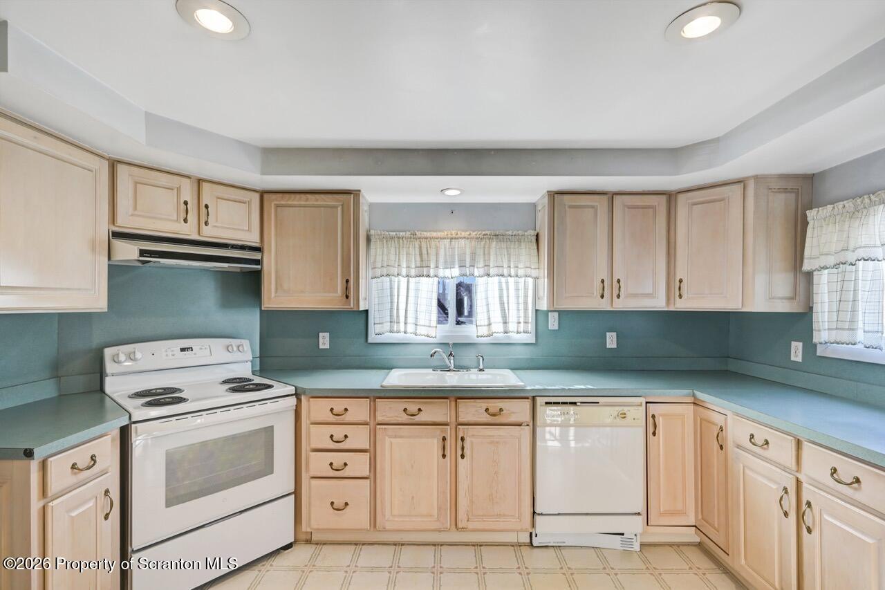 616 Birch Street Scranton, PA 18505 - Photo 17 of 51 616 Birch St 16 Large