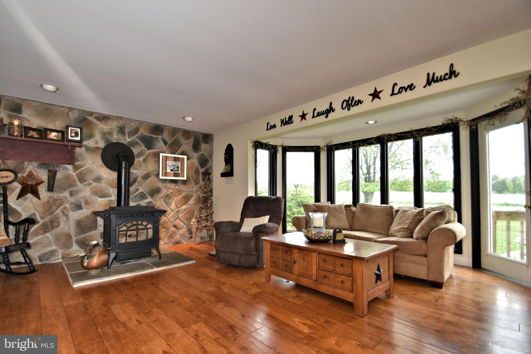 3183 Fennel Road Pennsburg, PA 18073 - Photo 15 of 48 Family Room