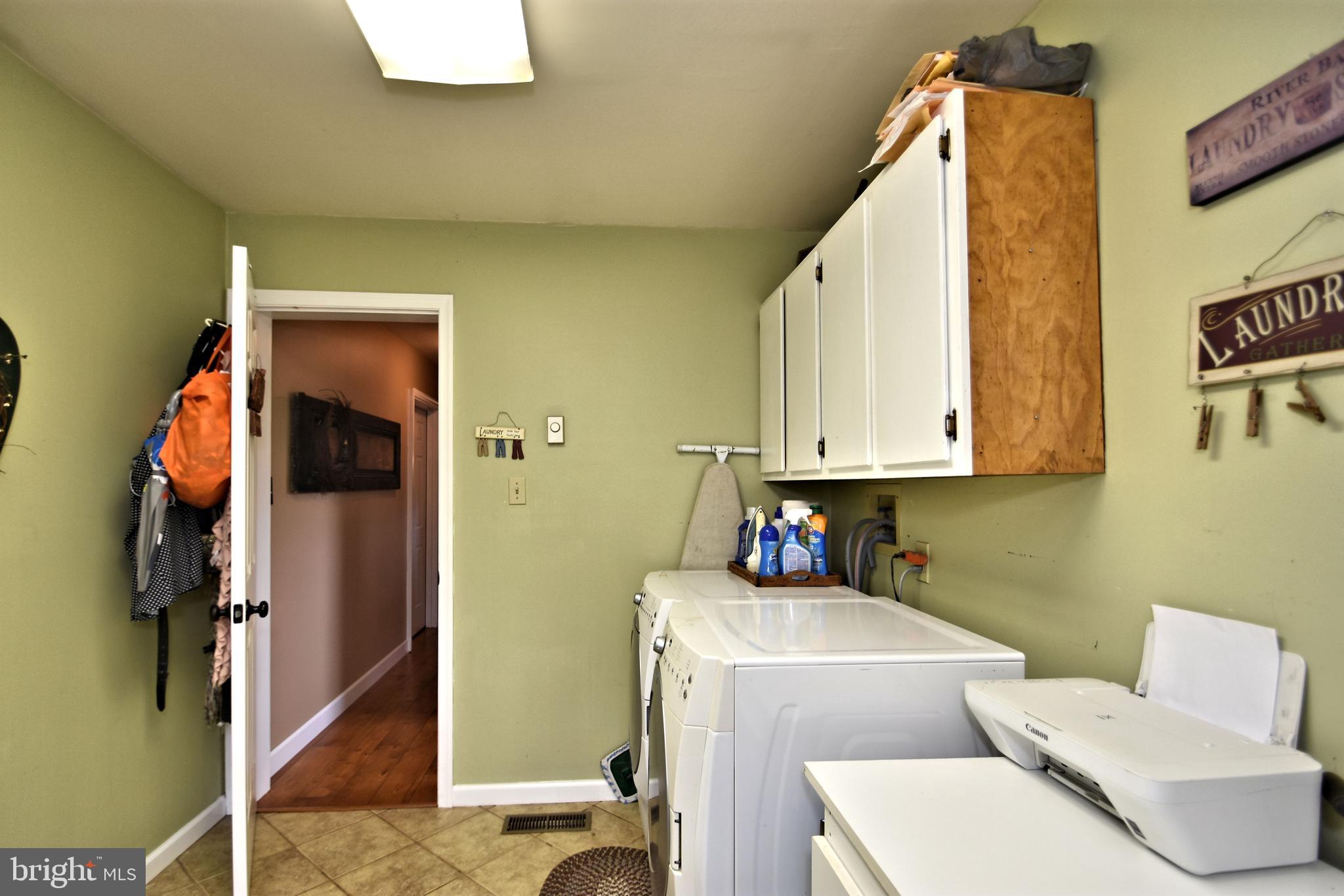 3183 Fennel Road Pennsburg, PA 18073 - Photo 30 of 48 Laundry Room