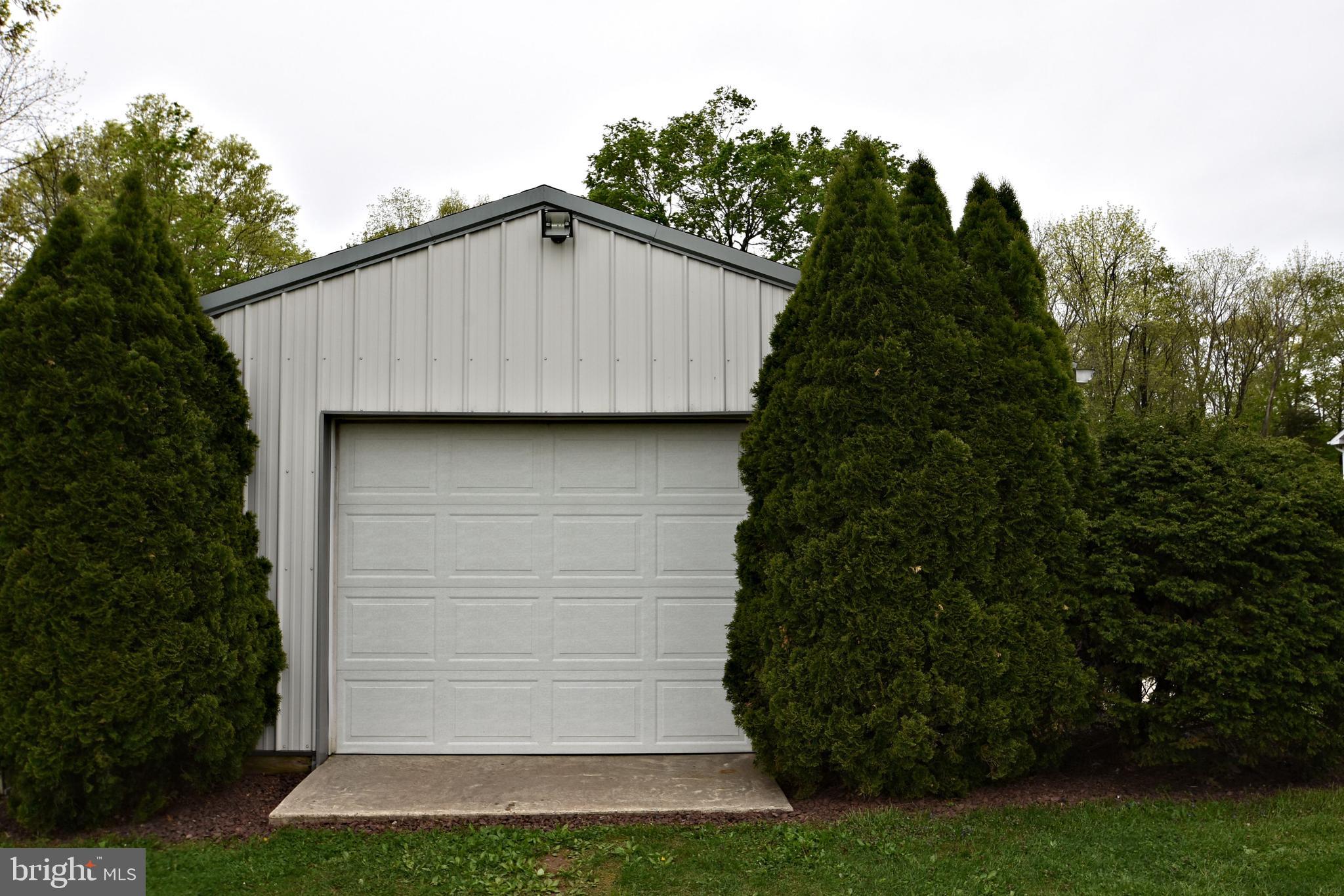 3183 Fennel Road Pennsburg, PA 18073 - Photo 38 of 48 3rd Garage